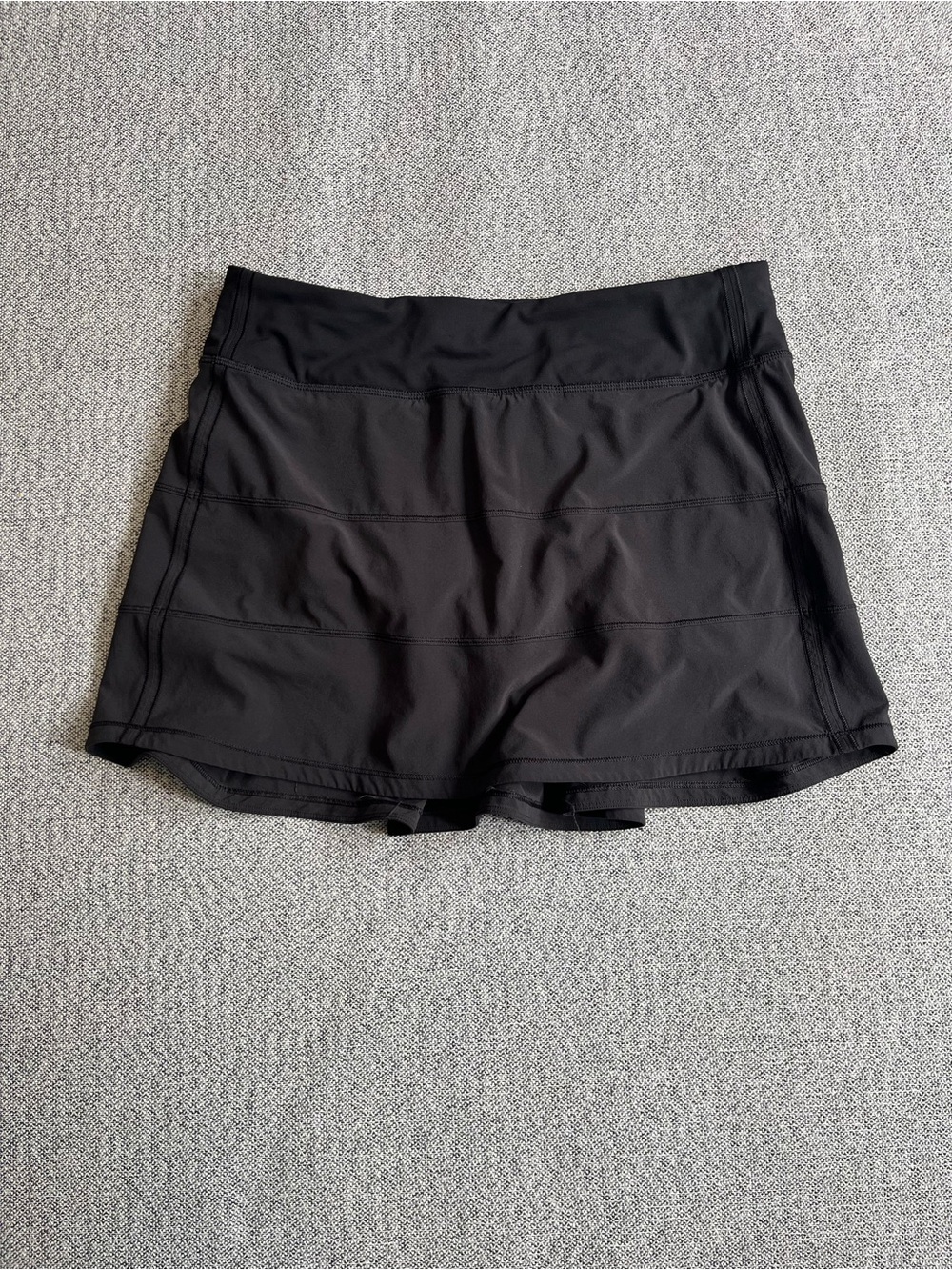 Lululemon Pace Rival Skirt (Tall) *4-way Stretch 15" Black size 8